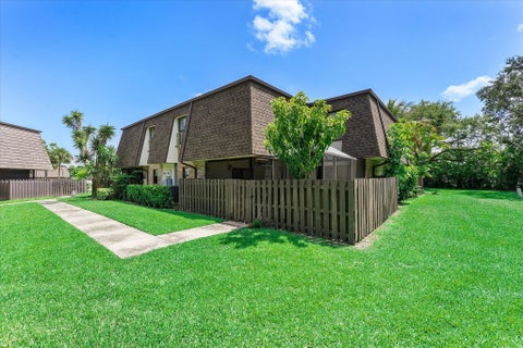 Tiny photo for 2562 NW 99TH Avenue, Coral Springs, FL 33065 (MLS # B26052683)