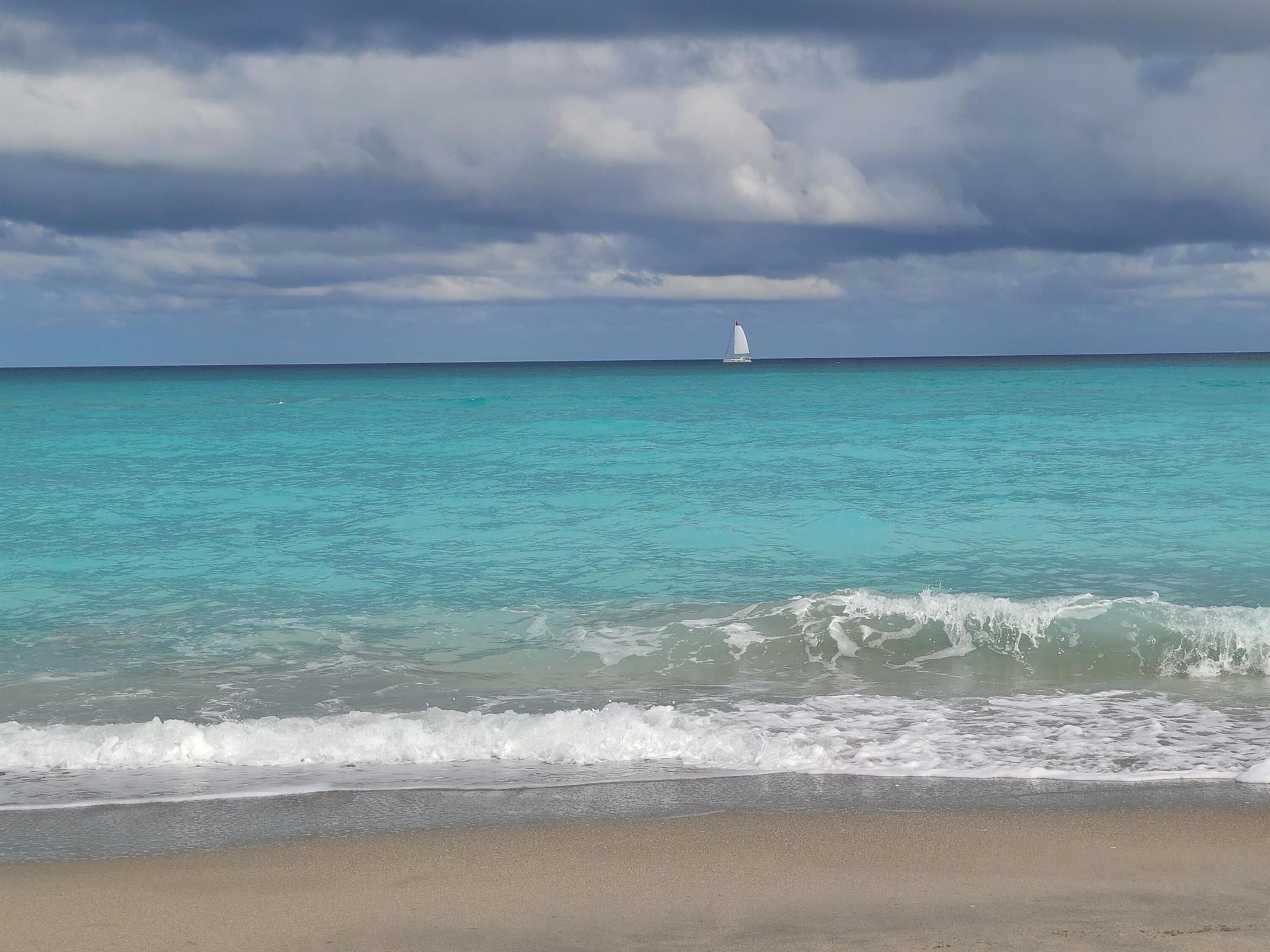 VILLAS ON THE GREEN CONDO - Residential