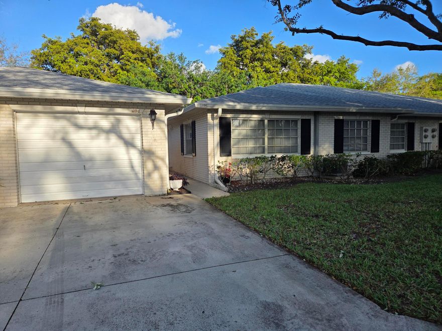 "Spacious 2-bedroom, 2-bath villa featuring a large screened patio and a private garage complete with washer and dryer. Located in the desirable 55+ community of Limetree, residents enjoy a vibrant lifestyle with plenty of activities, live entertainment, and beautifully maintained green spaces perfect for peaceful sunset walks. Conveniently situated near a variety of restaurants and shopping, with easy access to both the Turnpike and I-95."