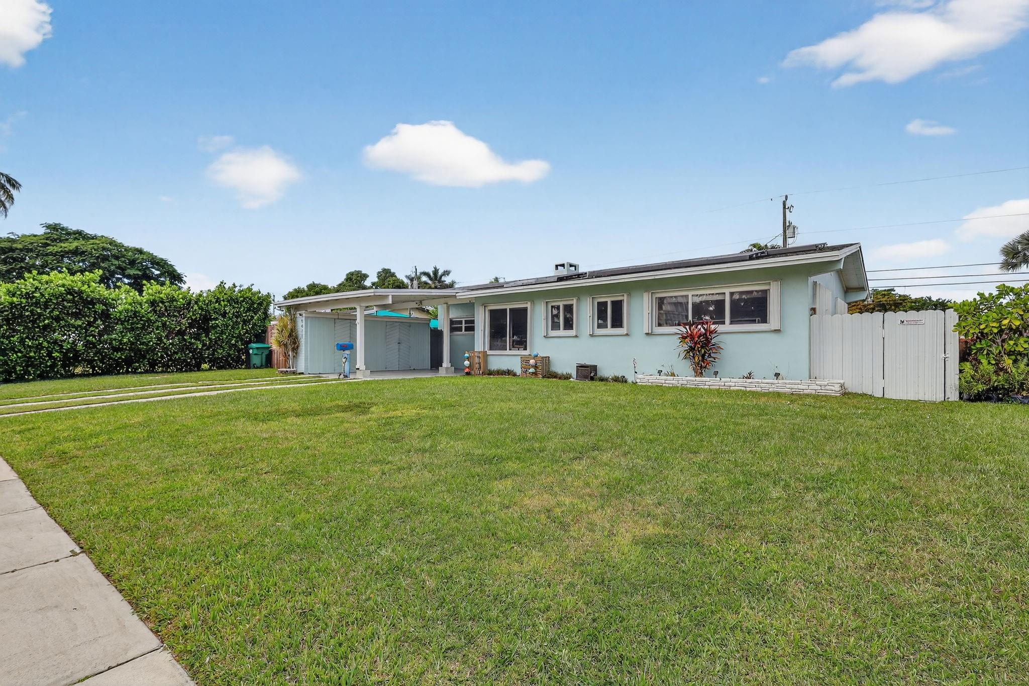 SOUTH CORAL HOMES SEC 2 - Residential