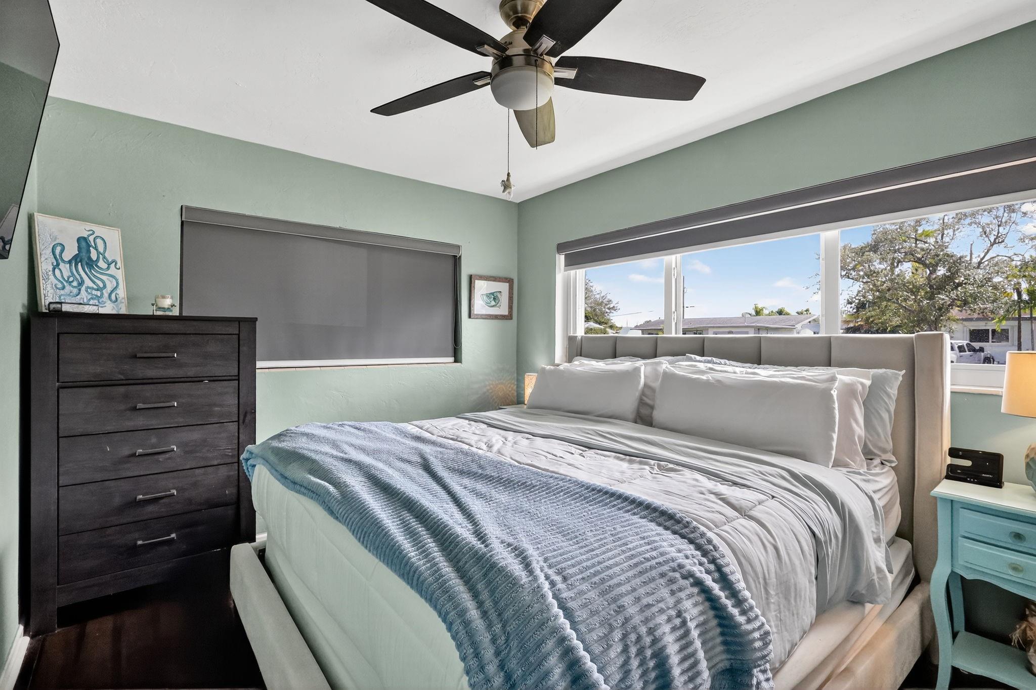 SOUTH CORAL HOMES SEC 2 - Residential