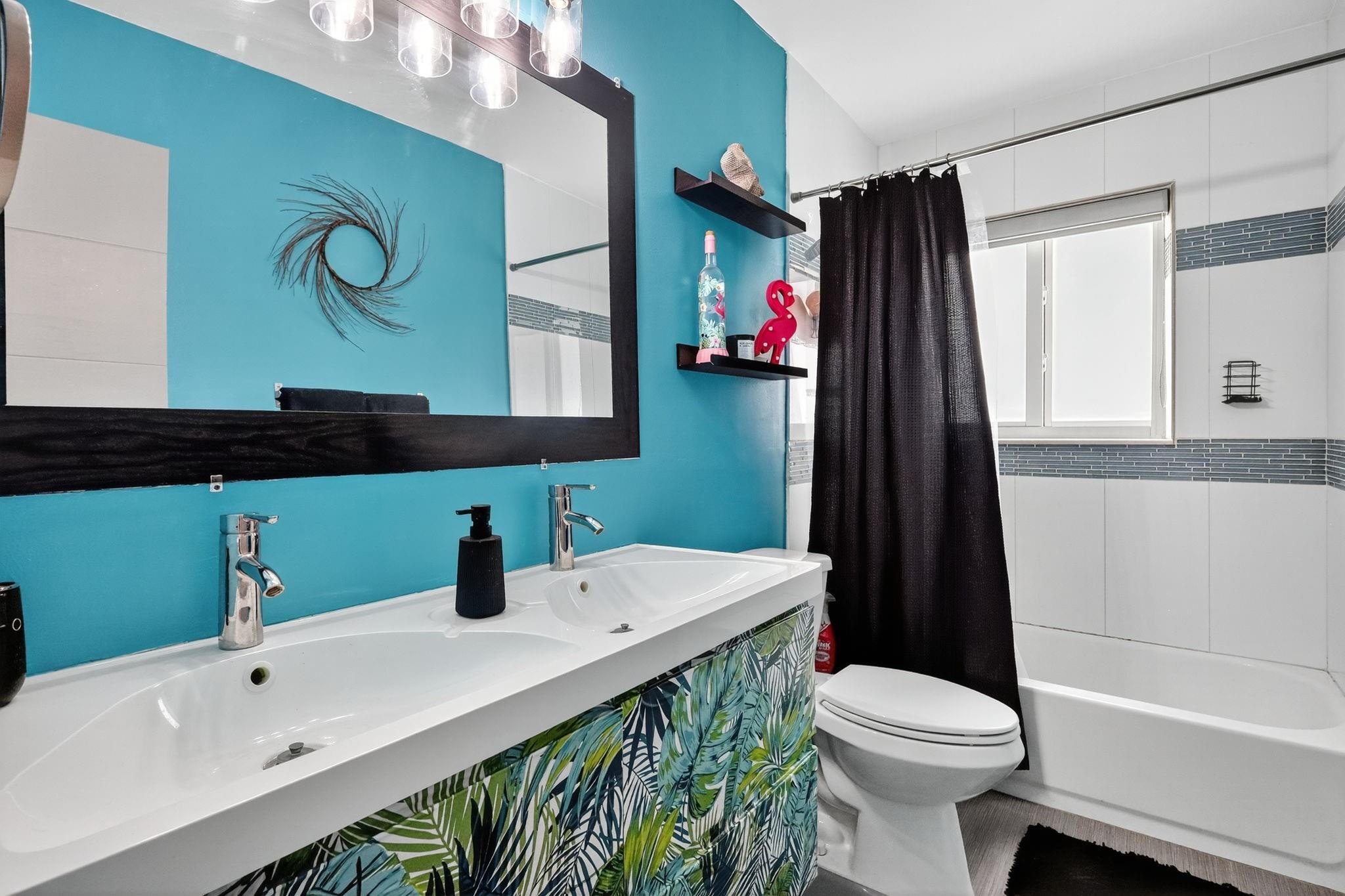 SOUTH CORAL HOMES SEC 2 - Residential