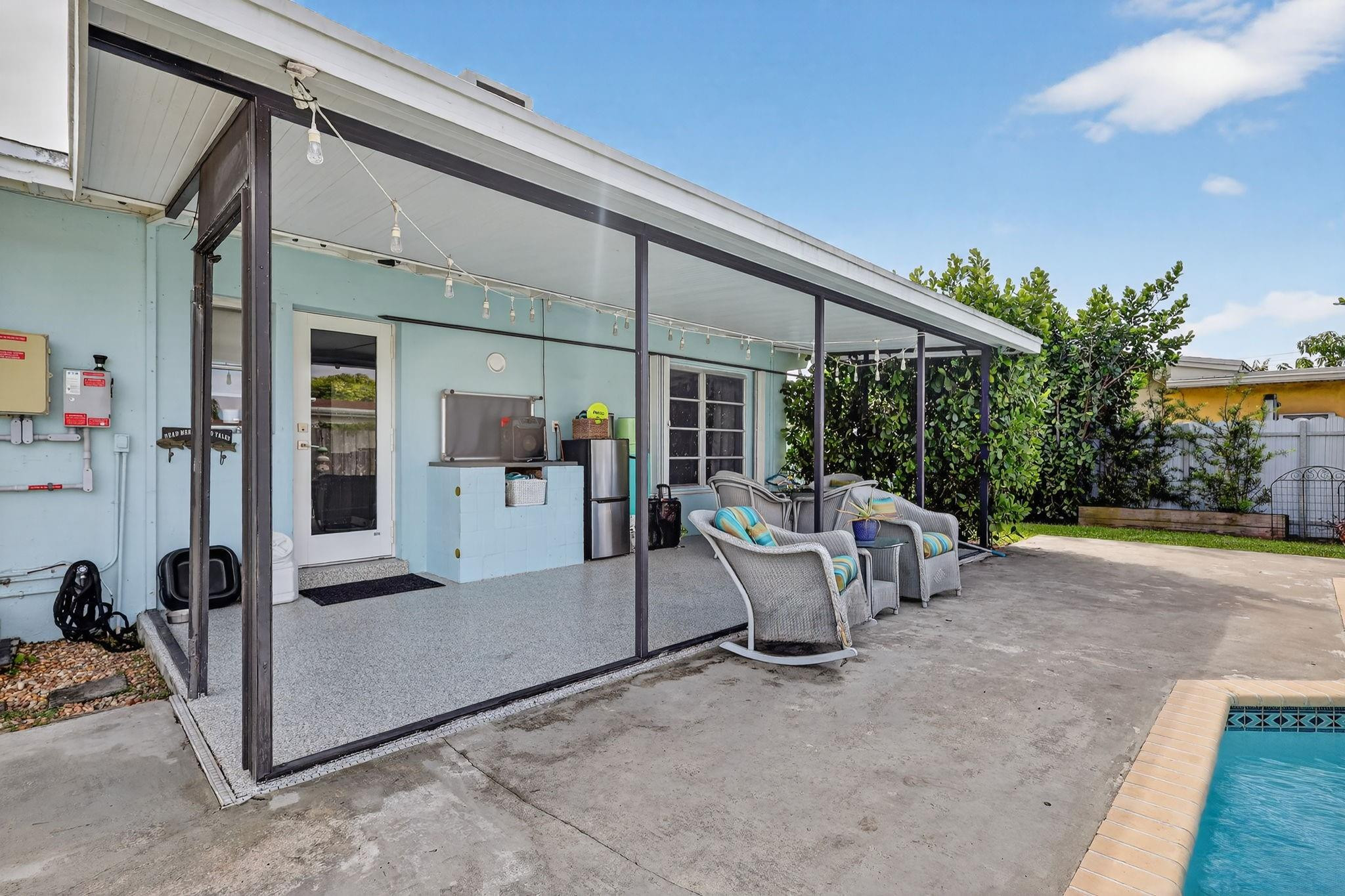 SOUTH CORAL HOMES SEC 2 - Residential