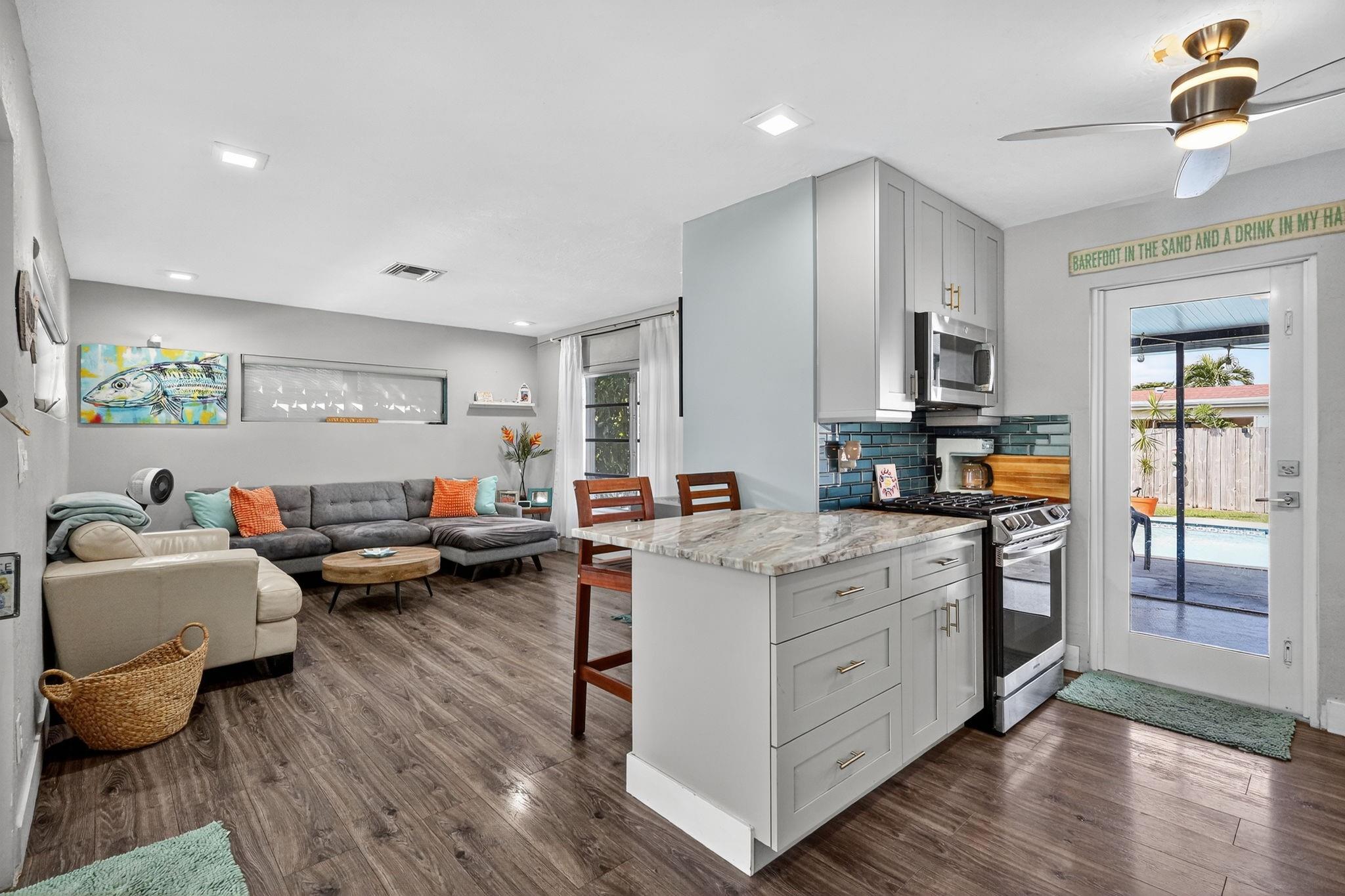 SOUTH CORAL HOMES SEC 2 - Residential