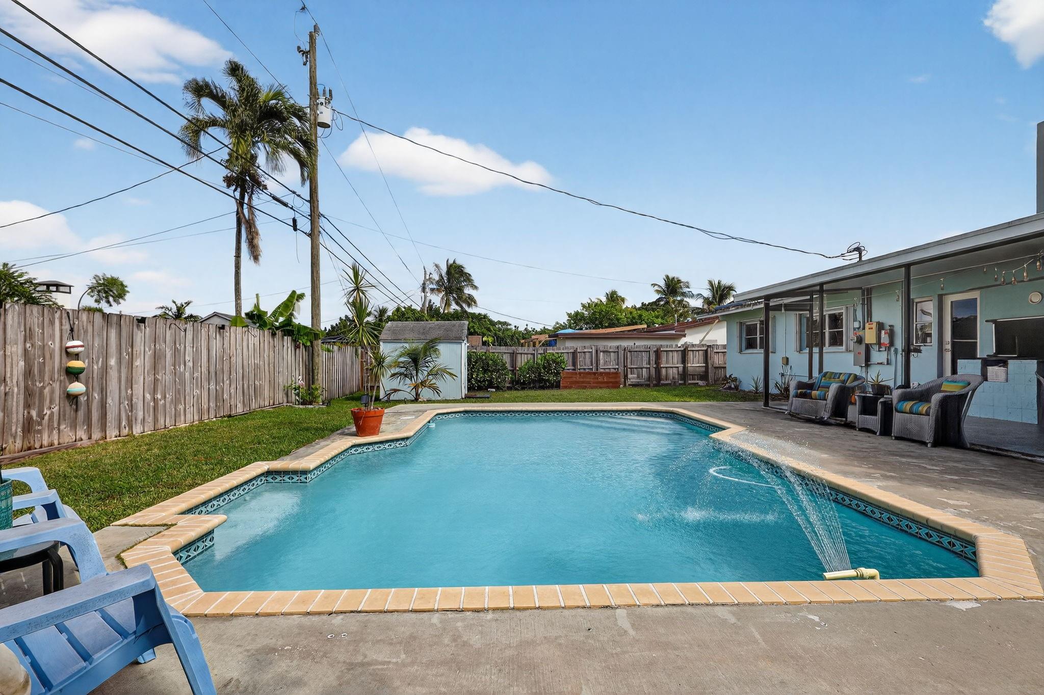 SOUTH CORAL HOMES SEC 2 - Residential