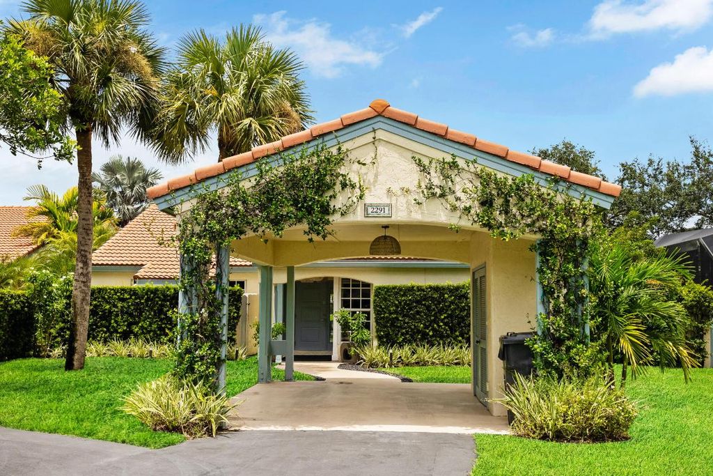 Photo of 2291 Las Casitas Drive, Wellington, FL 33414 (MLS # R11146048)