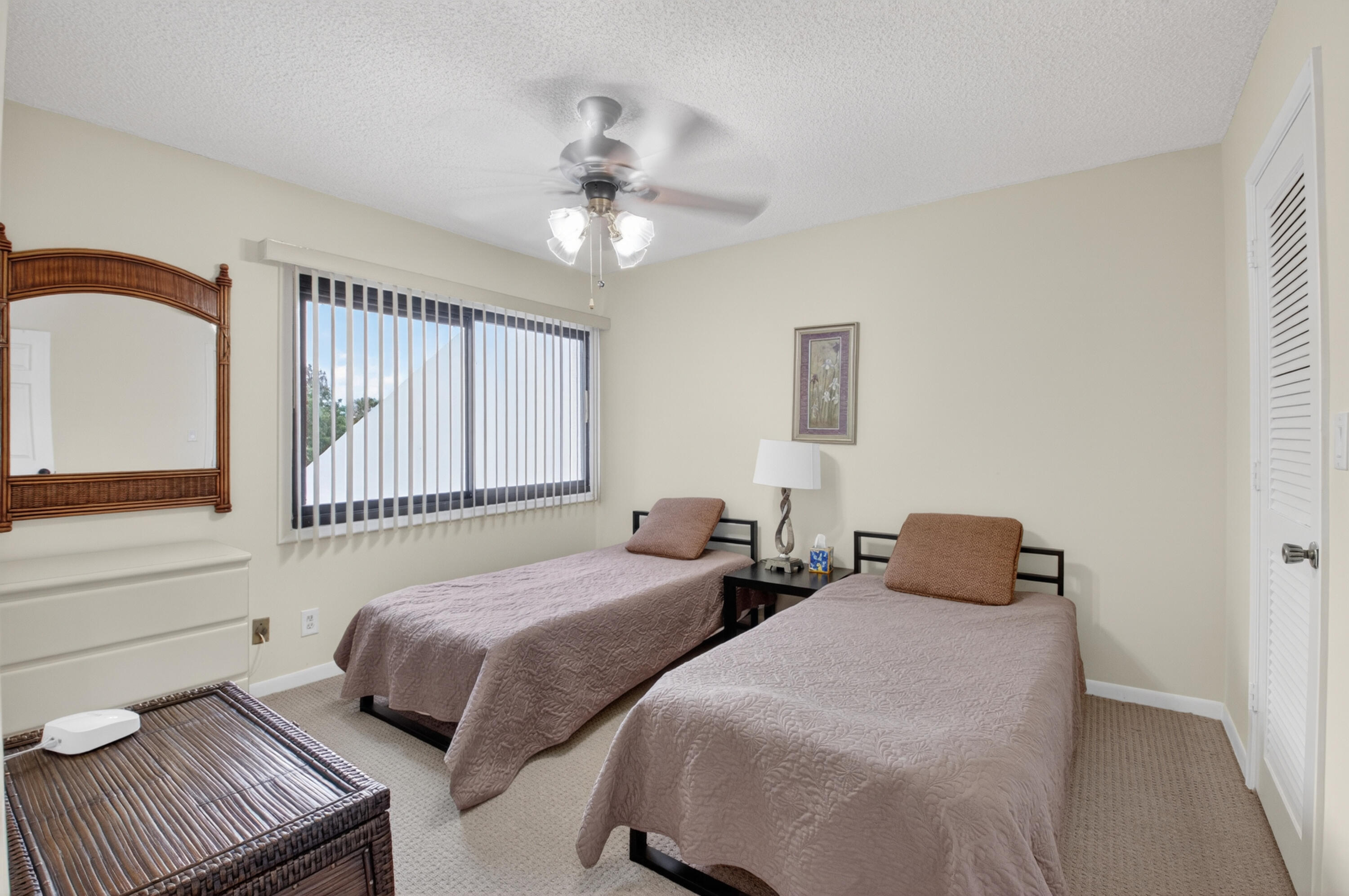 Pinelake - Residential Lease