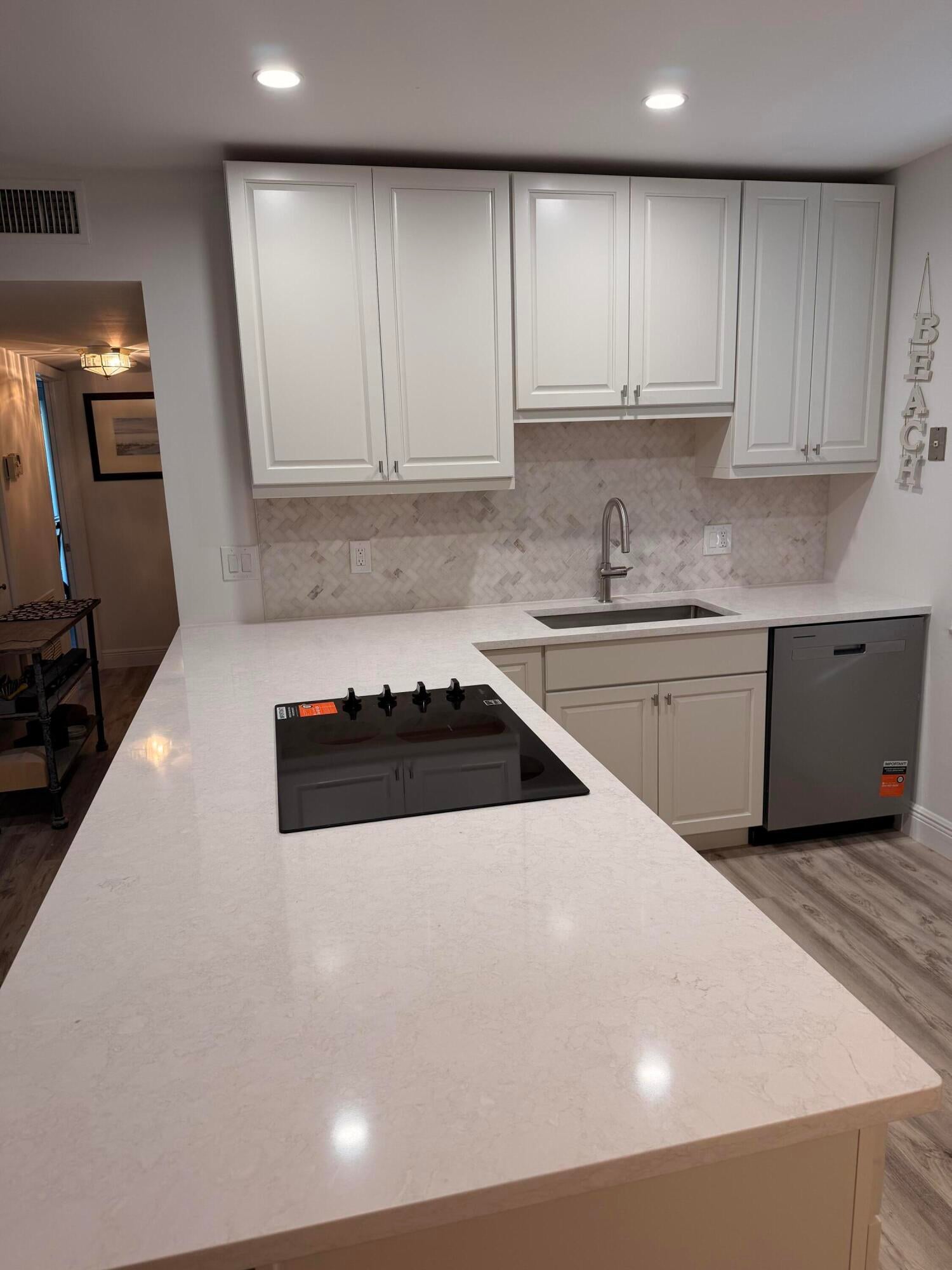 1100 E INDIANTOWN Road 314