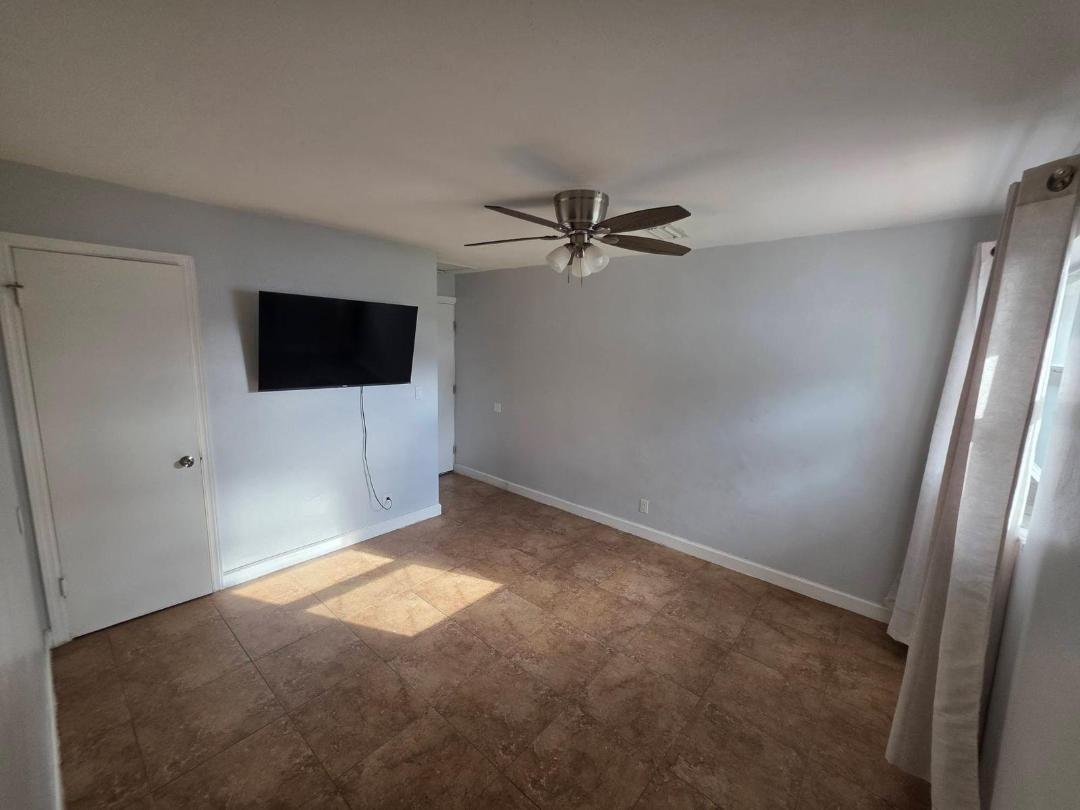 PLANTATION GARDENS SEC 5 - Residential Lease