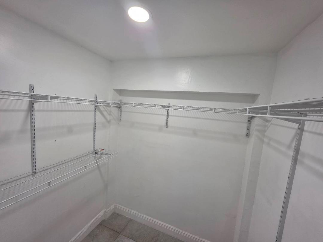 PLANTATION GARDENS SEC 5 - Residential Lease