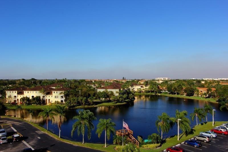 Coronado At Jacaranda Ph - Residential Lease