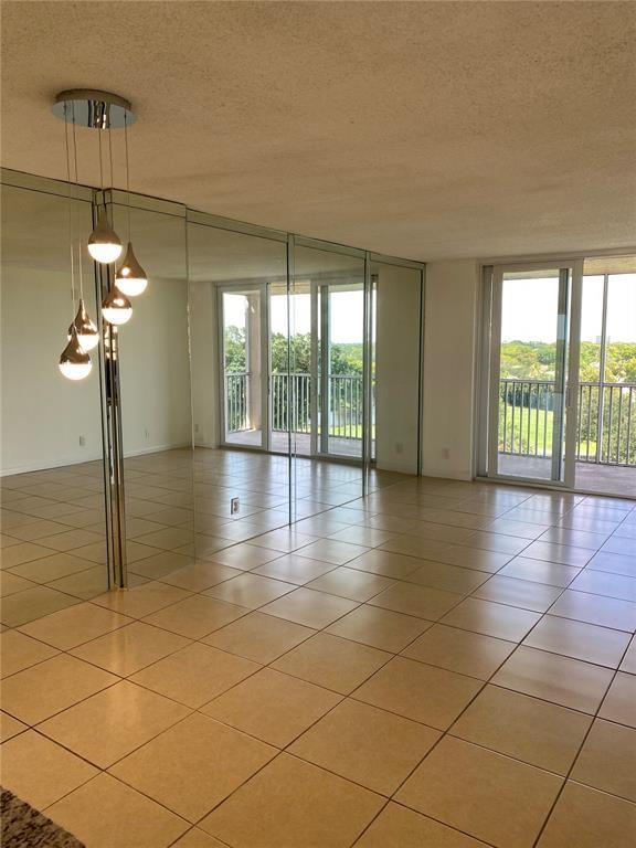 Coronado At Jacaranda Ph - Residential Lease