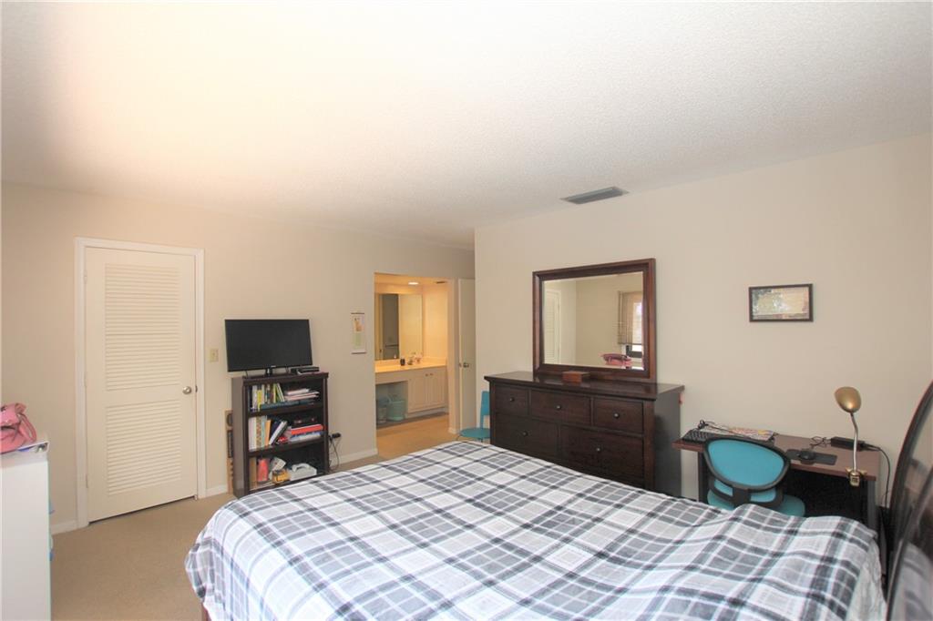 PINE LAKE CONDO - Residential Lease