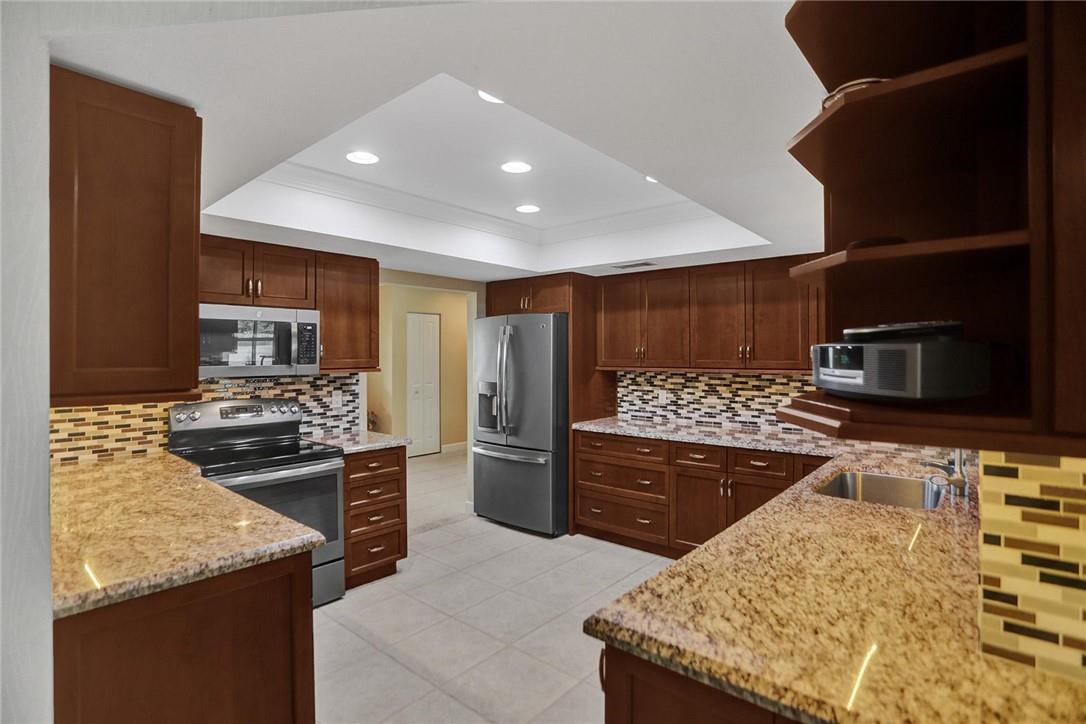 Westchester 72-43 B - Residential