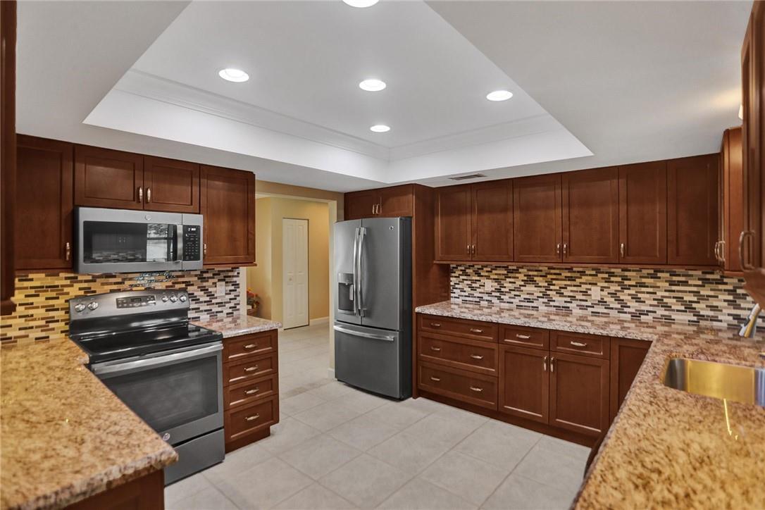 Westchester 72-43 B - Residential