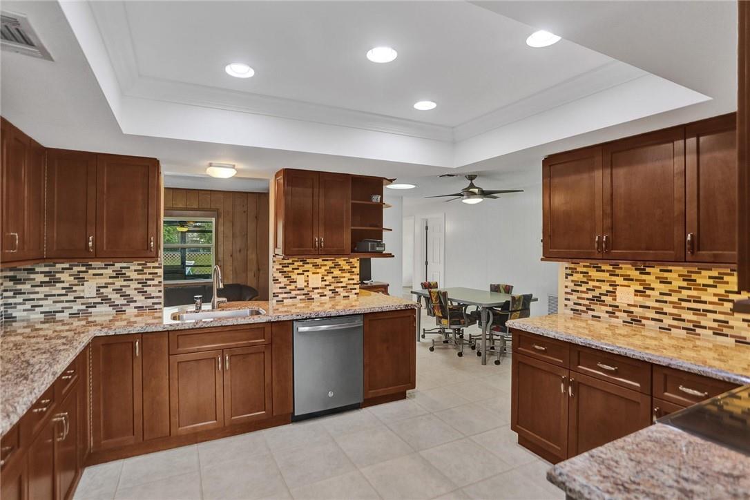 Westchester 72-43 B - Residential