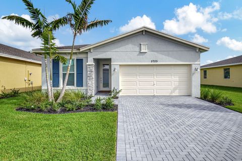 5705 Graceful Way Delray Beach FL 33484