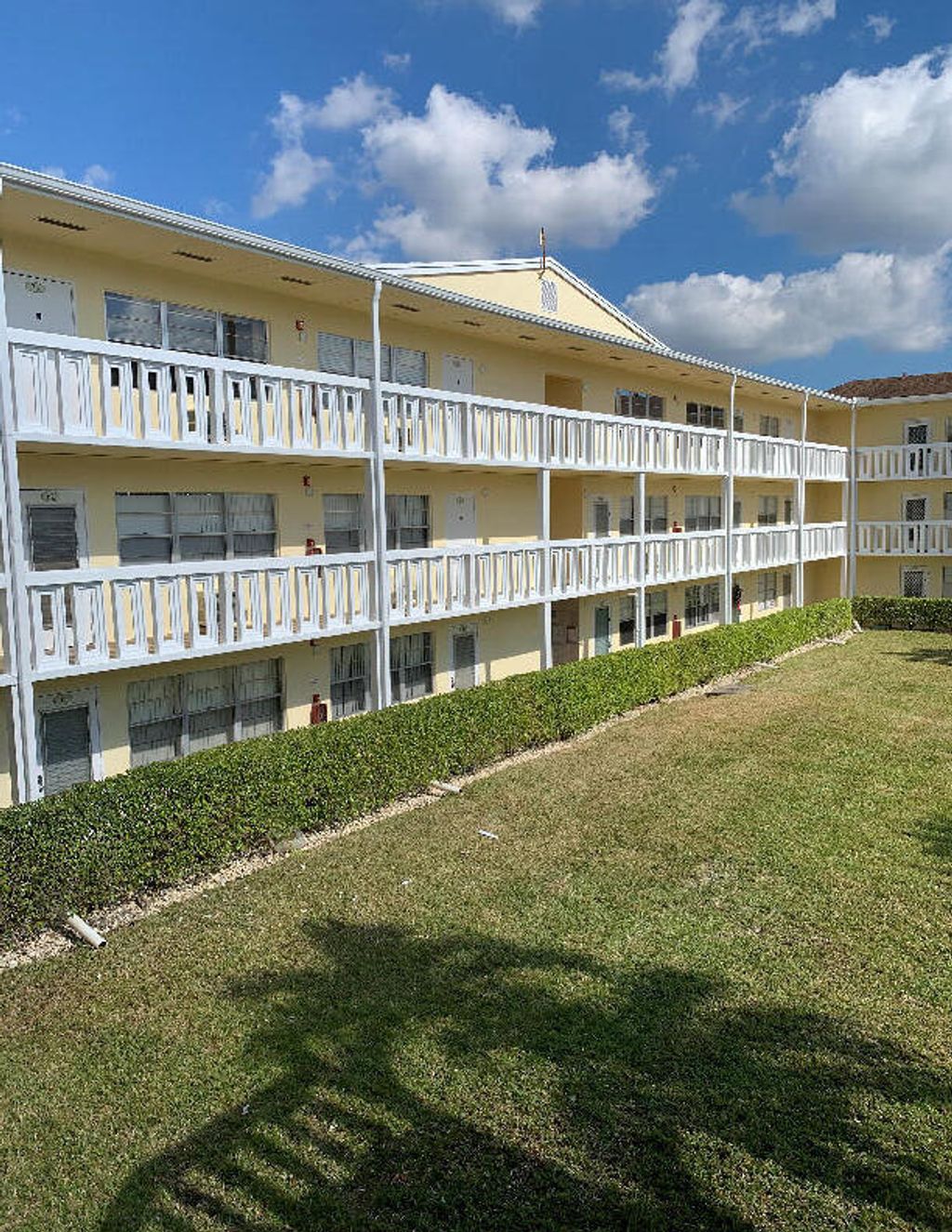 Photo of 227 Dorset F, Boca Raton, FL 33434 (MLS # B26019767)