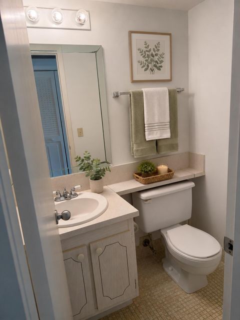 Tiny photo for 227 Dorset F, Boca Raton, FL 33434 (MLS # B26019767)