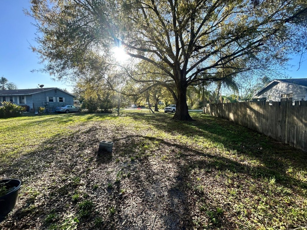 Vero Lake Estates Unit H- - Land