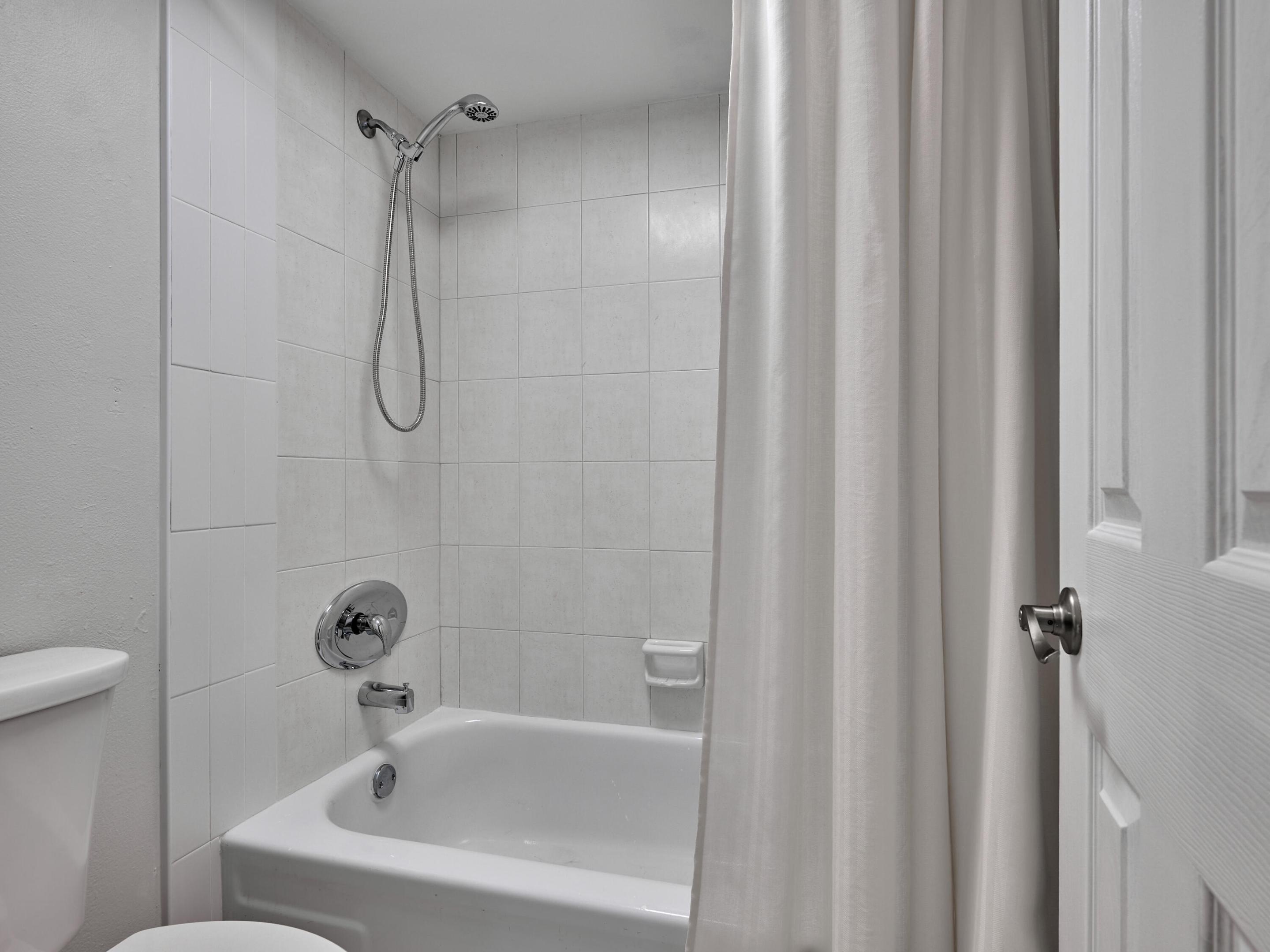 PORT DE MER CONDO - Residential