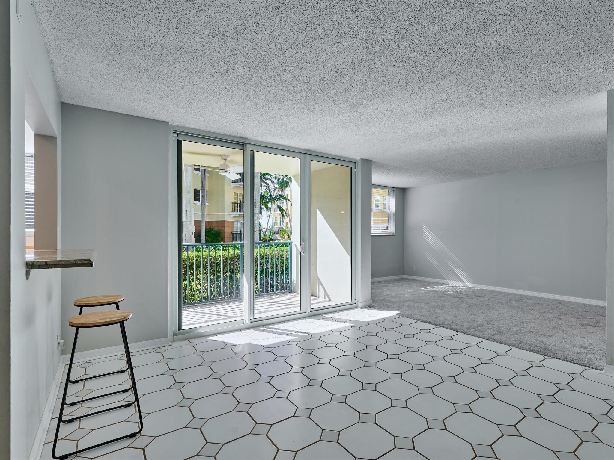 PORT DE MER CONDO - Residential