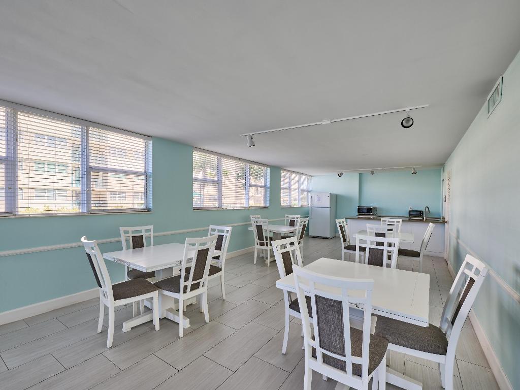 PORT DE MER CONDO - Residential