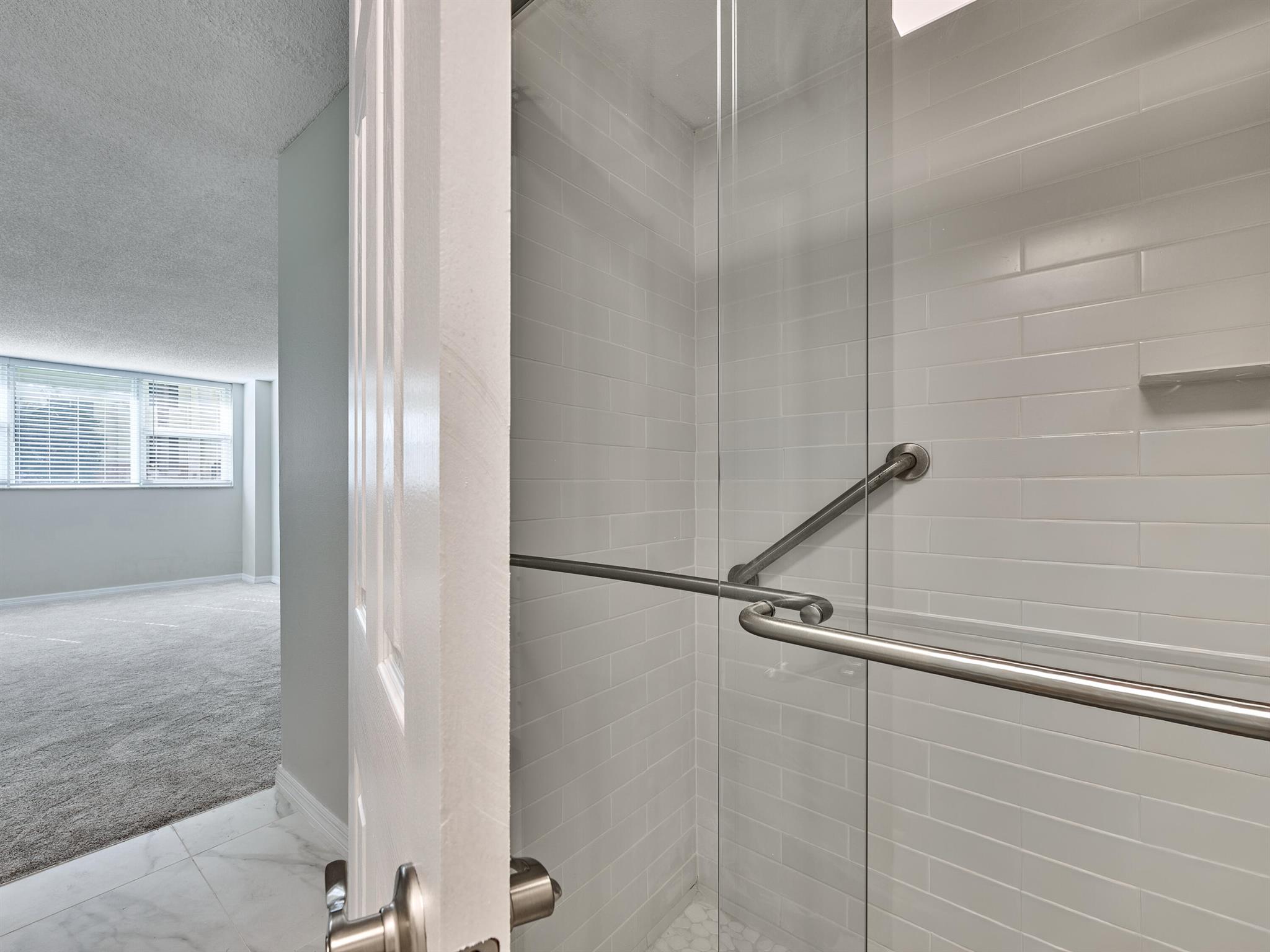 PORT DE MER CONDO - Residential