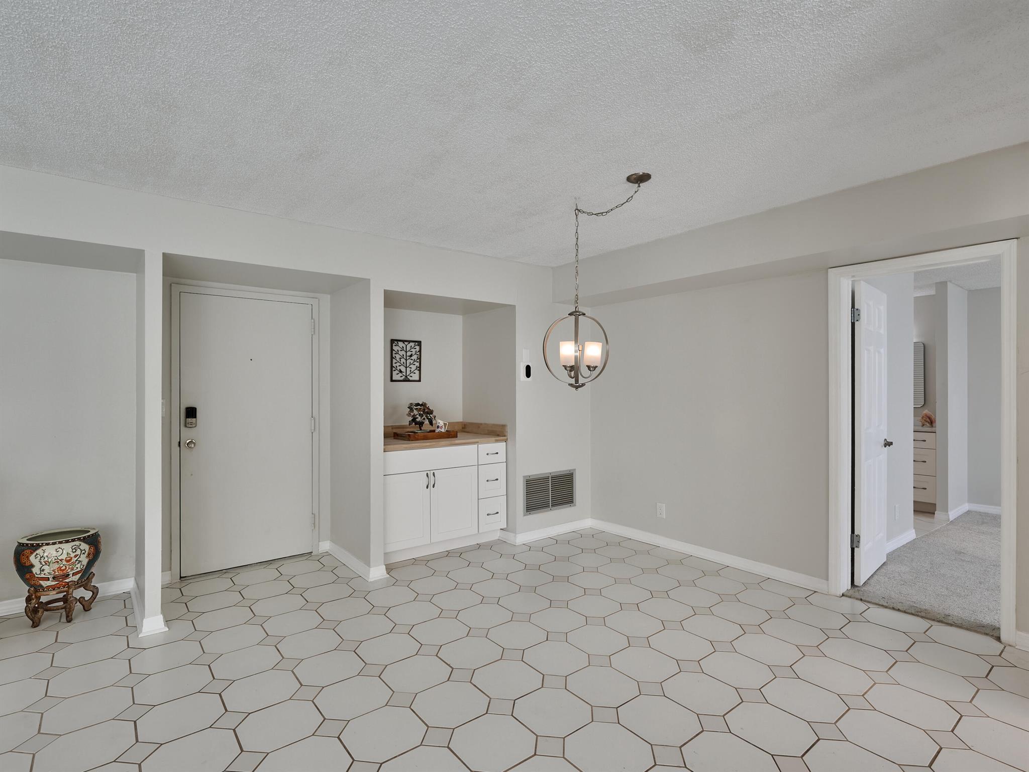 PORT DE MER CONDO - Residential