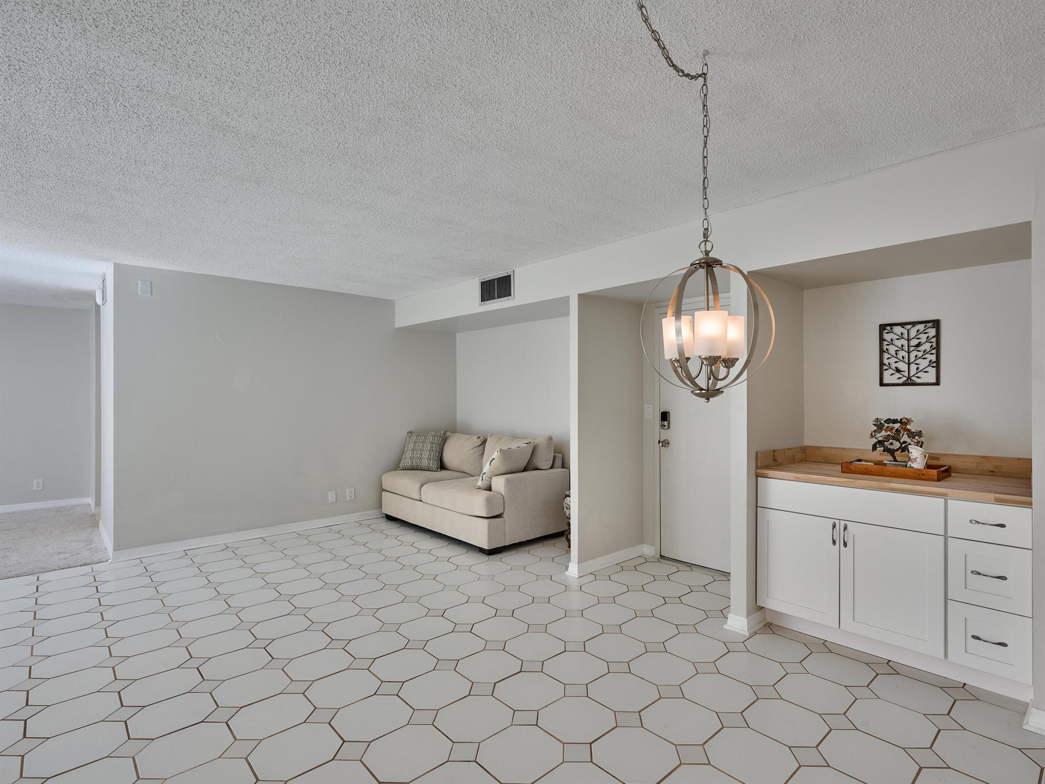 PORT DE MER CONDO - Residential