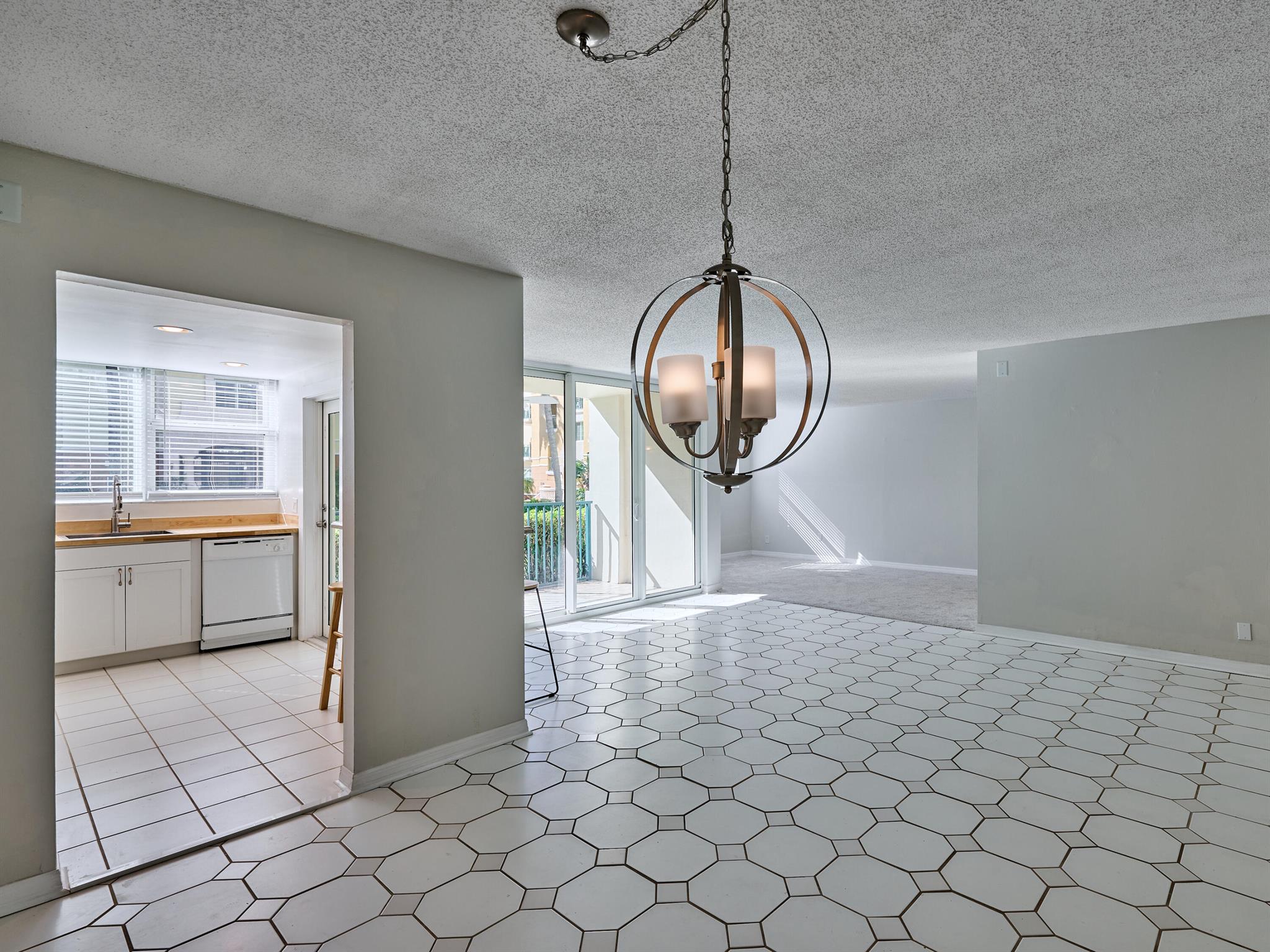 PORT DE MER CONDO - Residential