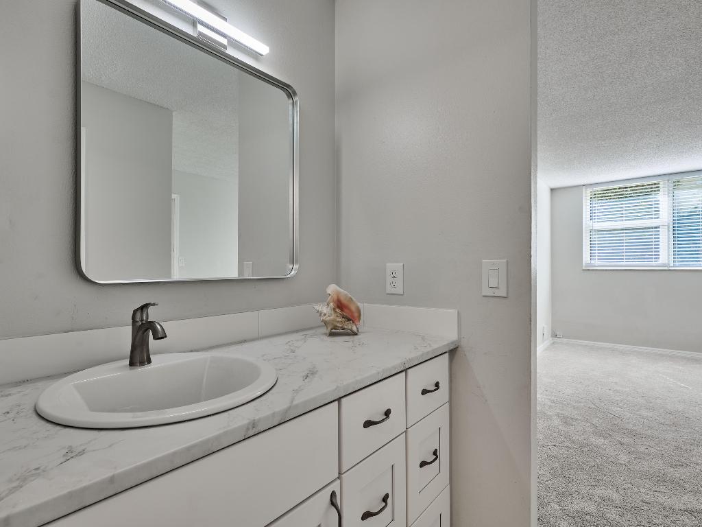 PORT DE MER CONDO - Residential