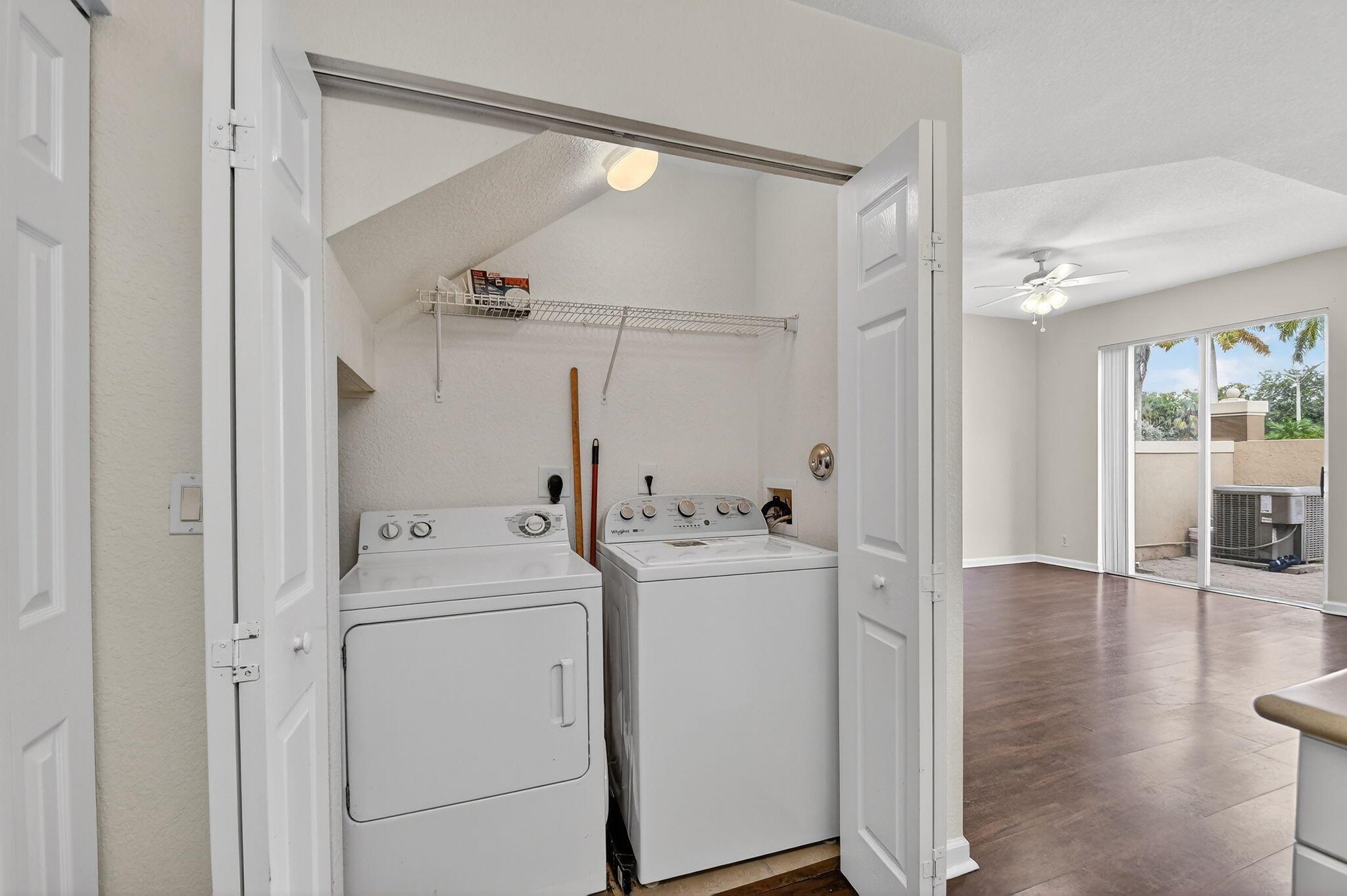 LINKS AT EMERALD DUNES CO - Residential Lease