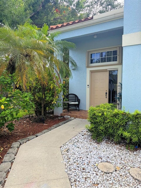 Tiny photo for 1020 NW 107th Avenue, Plantation, FL 33322 (MLS # B26044899)