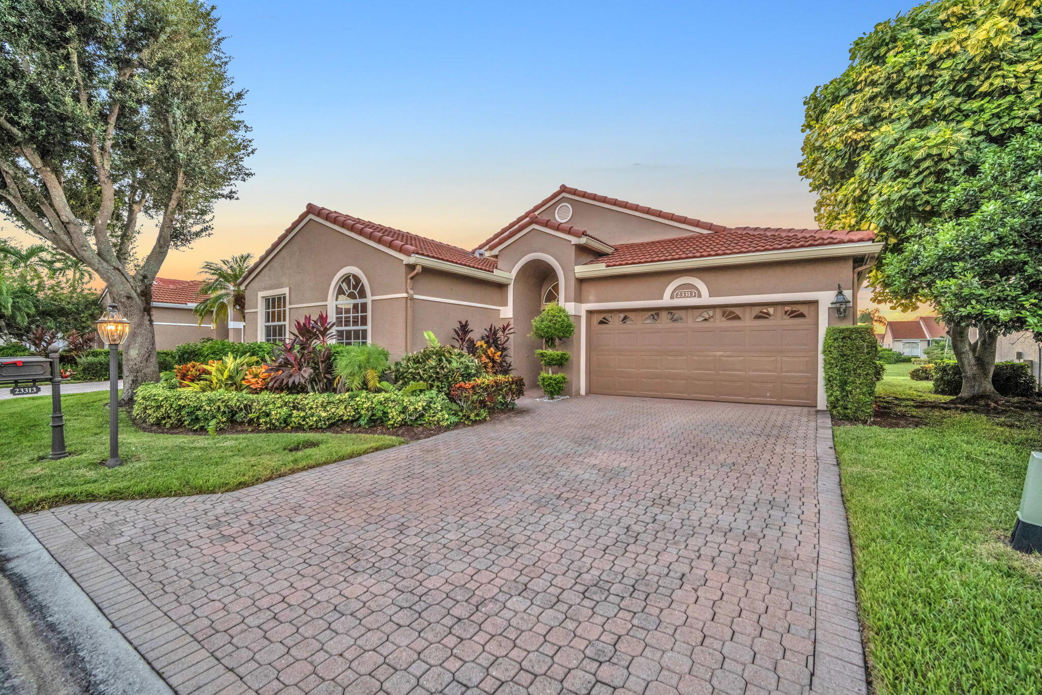 23313 TORRE Circle