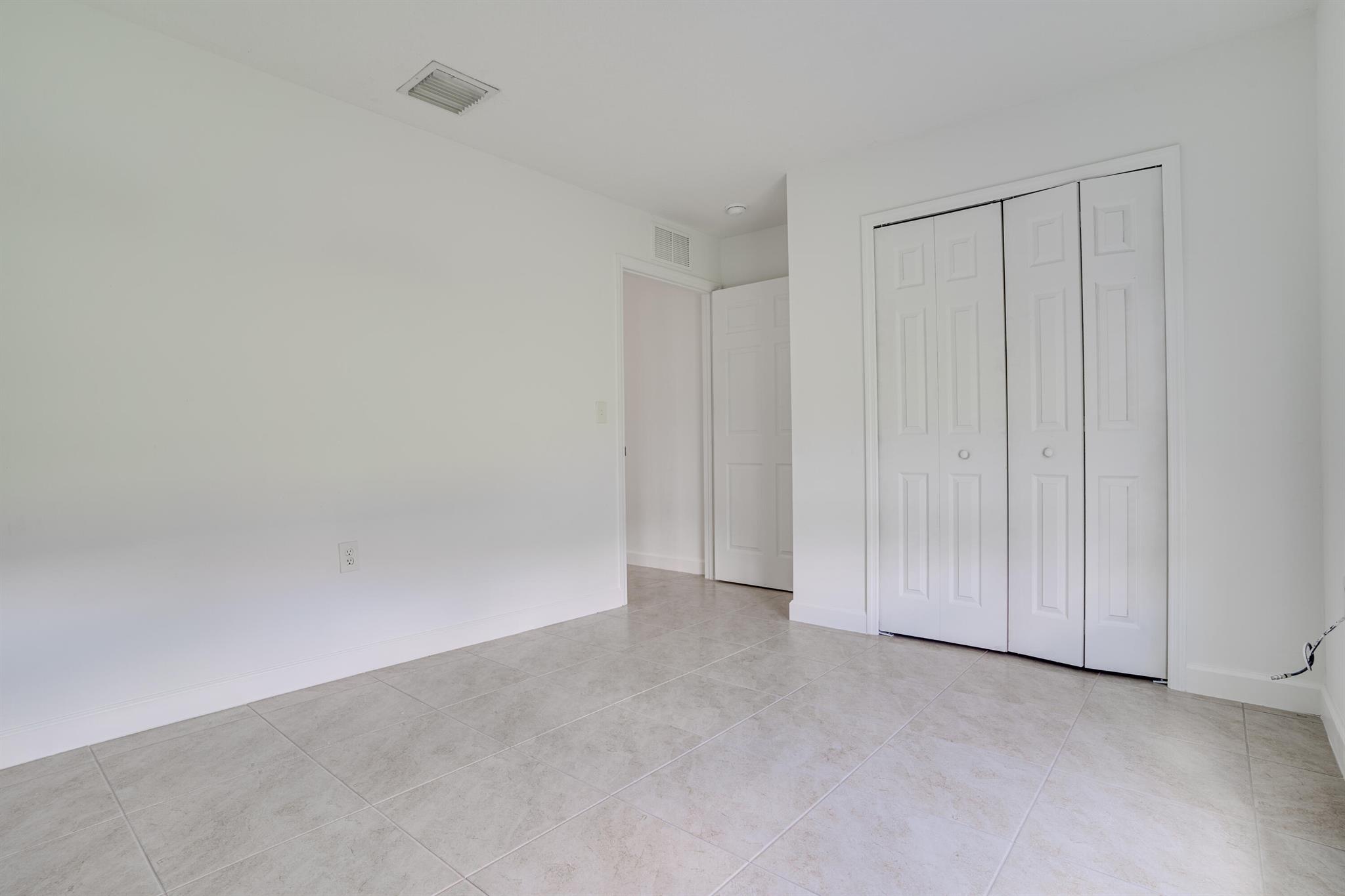 PORT ST LUCIE SECTION 18 - Residential