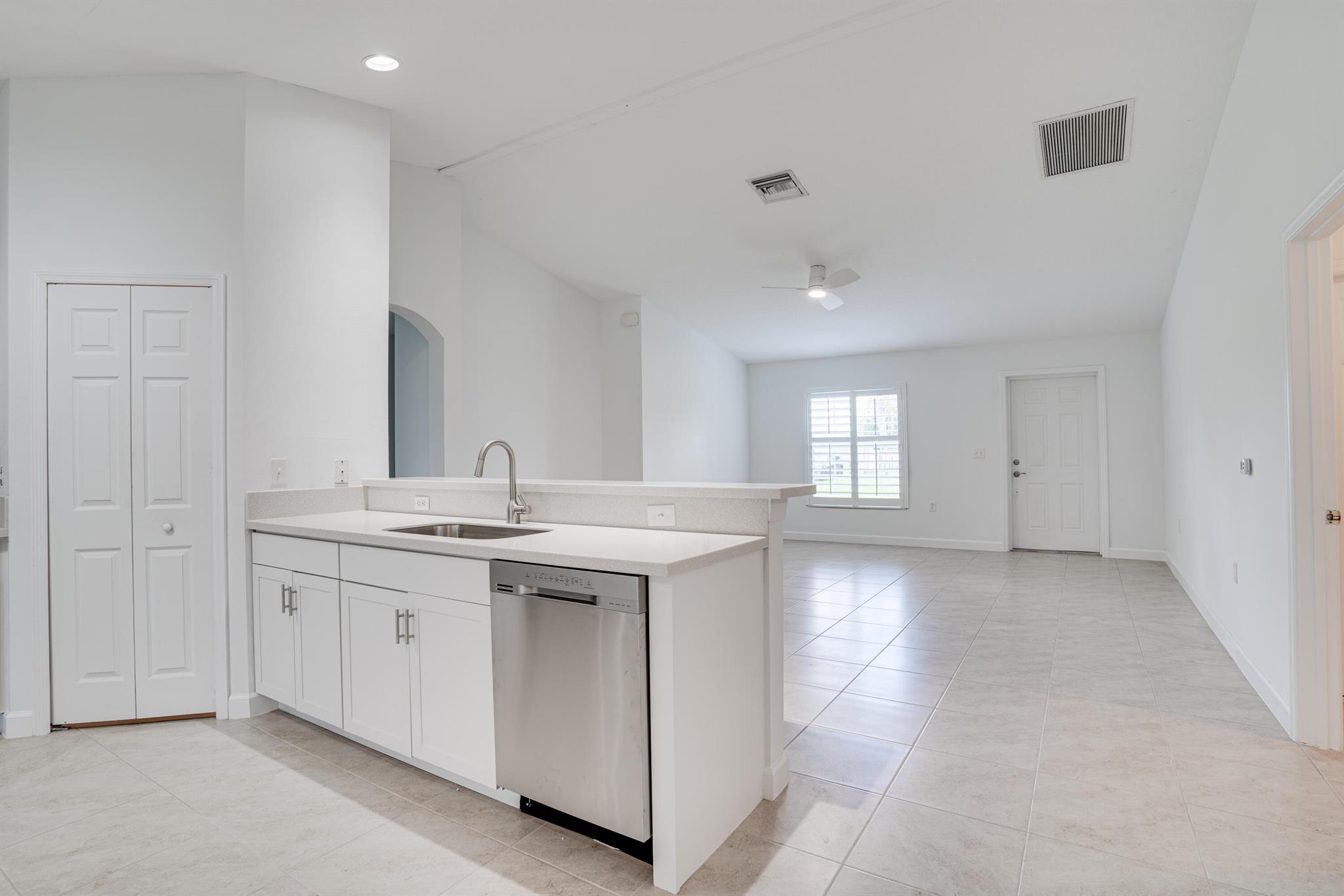 PORT ST LUCIE SECTION 18 - Residential