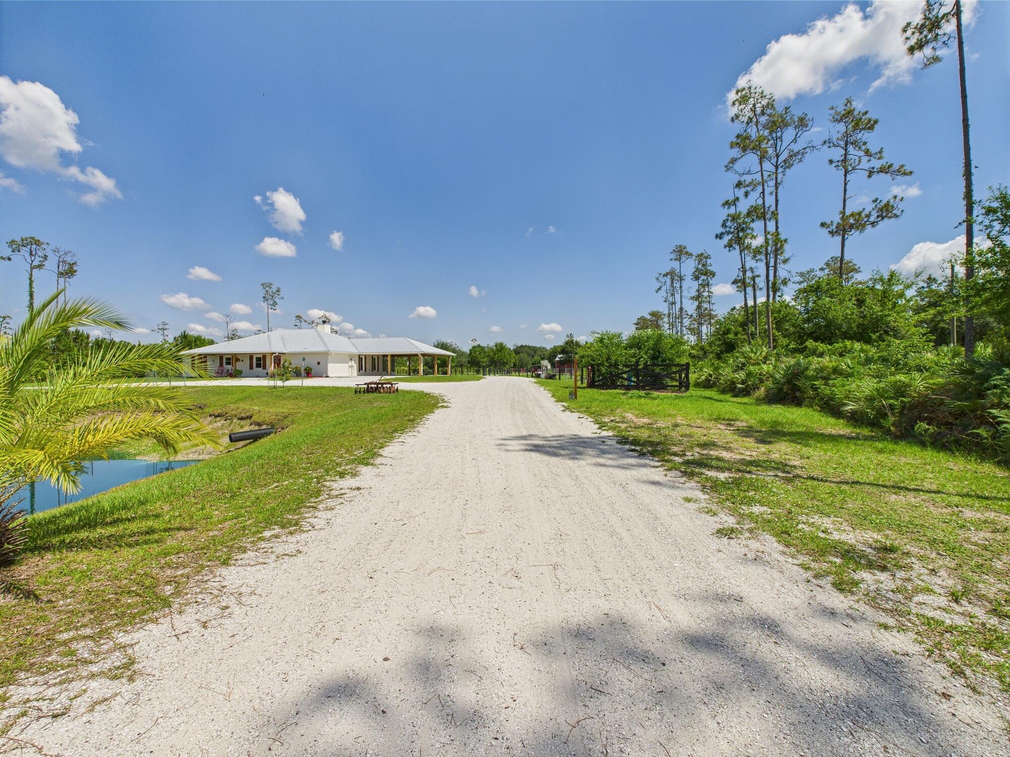32801 Us Highway 441 13 & 14