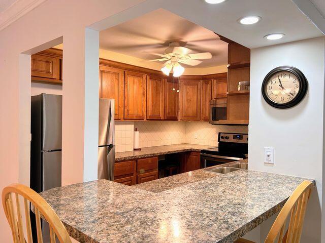 MAYAN TOWERS CONDO I - Residential Lease