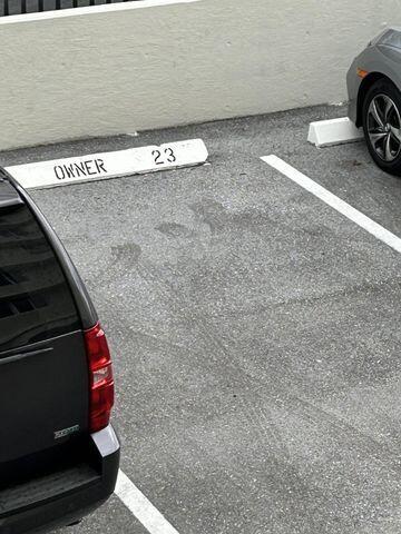 MAYAN TOWERS CONDO I - Residential Lease