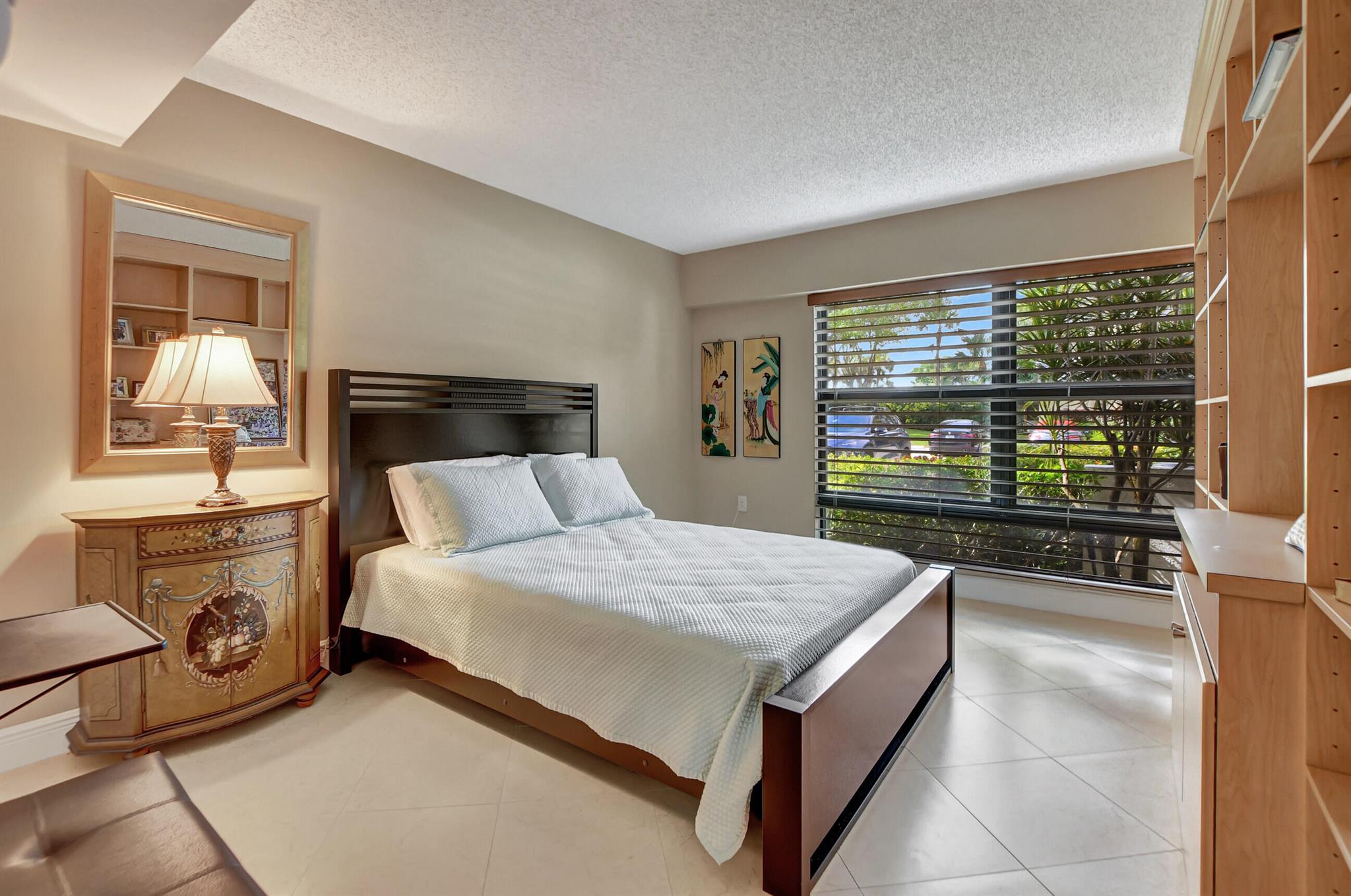 6890 Willow Wood Drive 203