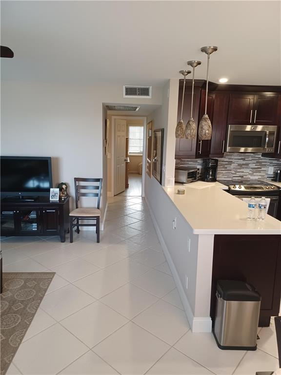 CENTURY VILLAGE BOCA - Residential