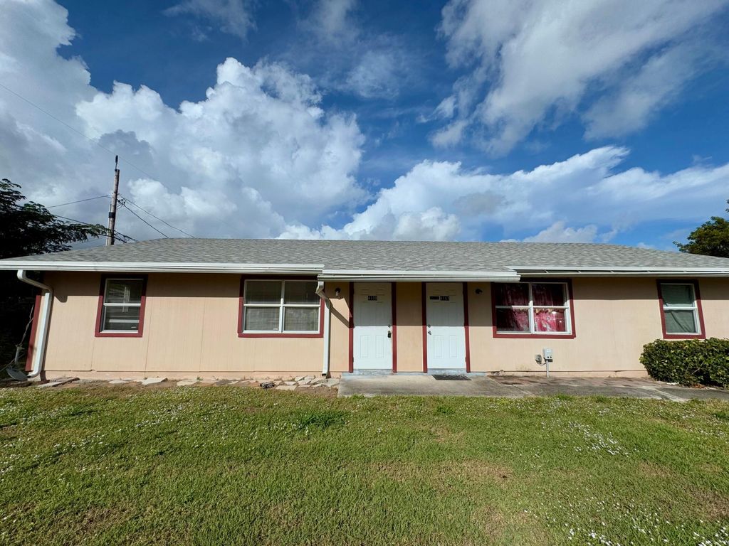 Photo of 4109 42nd Way S, Lake Worth, FL 33461 (MLS # R11045929)