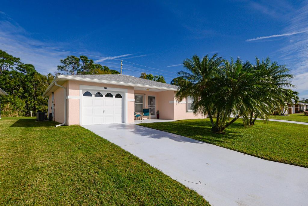 Photo of 5710 Travelers Way, Fort Pierce, FL 34982 (MLS # R10951045)