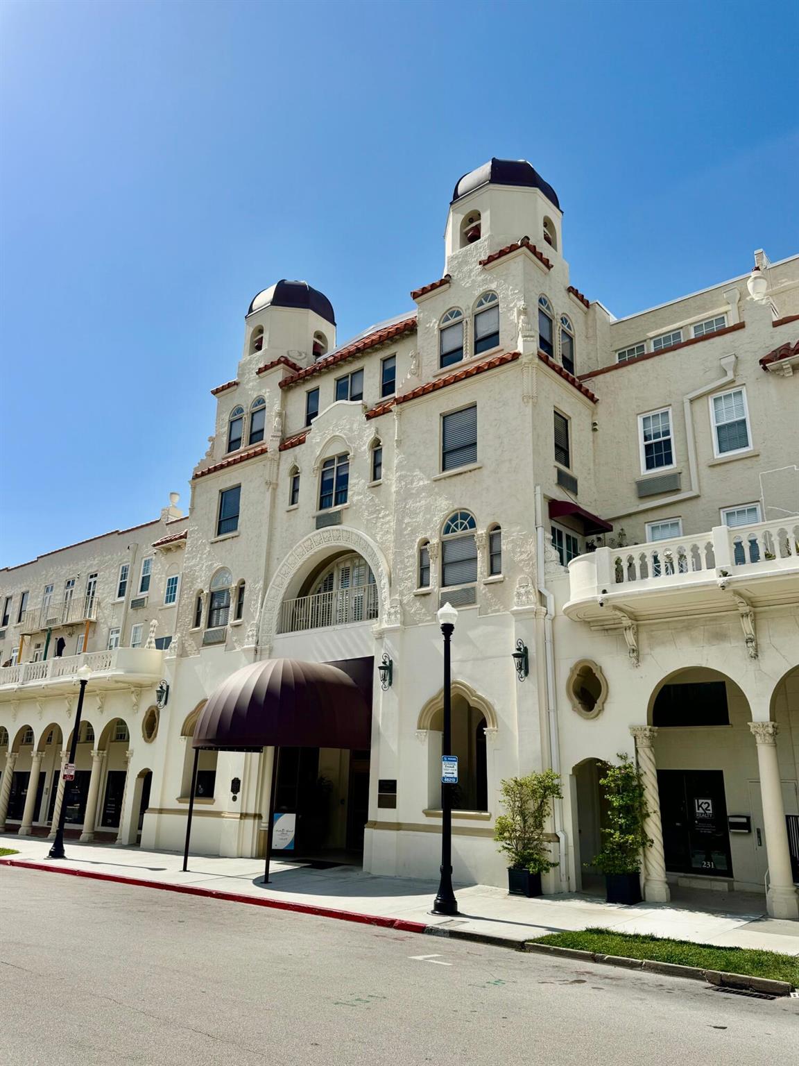 PALM BEACH HOTEL CONDO - Residential