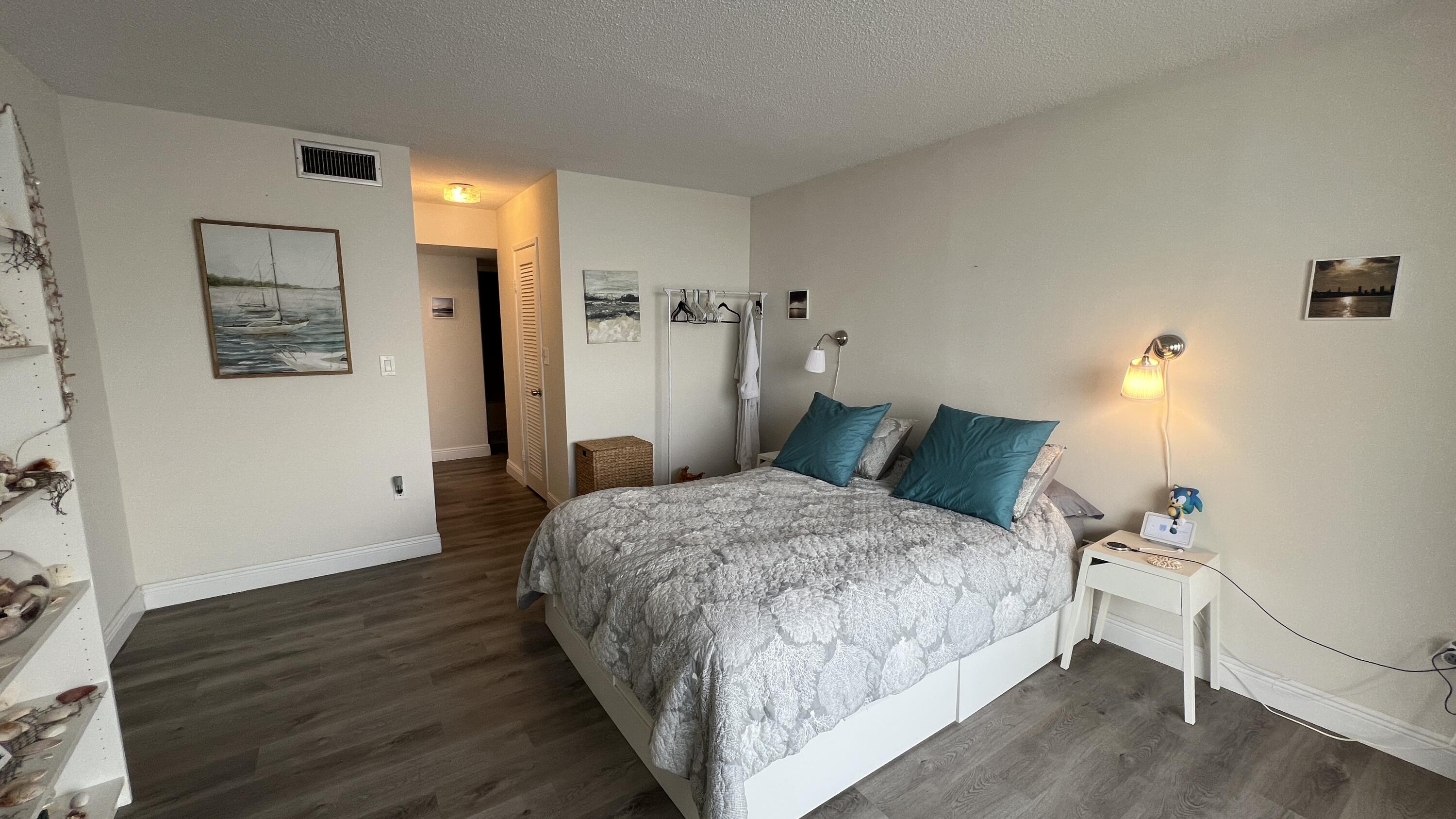 1301 NE Miami Gardens Drive 514w