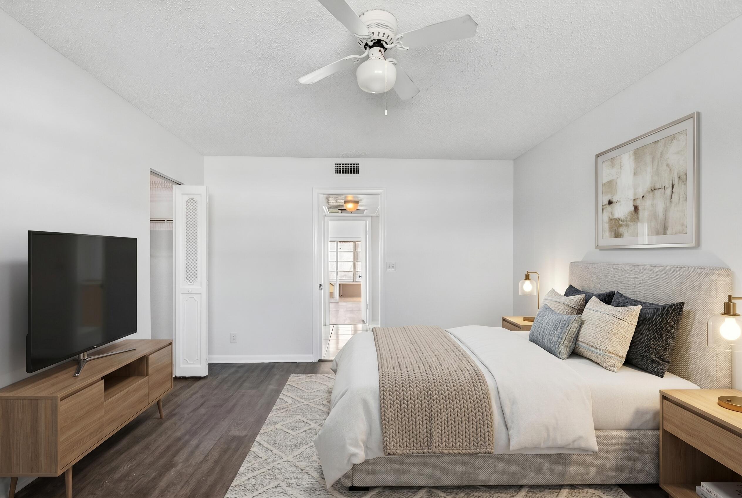 OXFORD CONDO - Residential