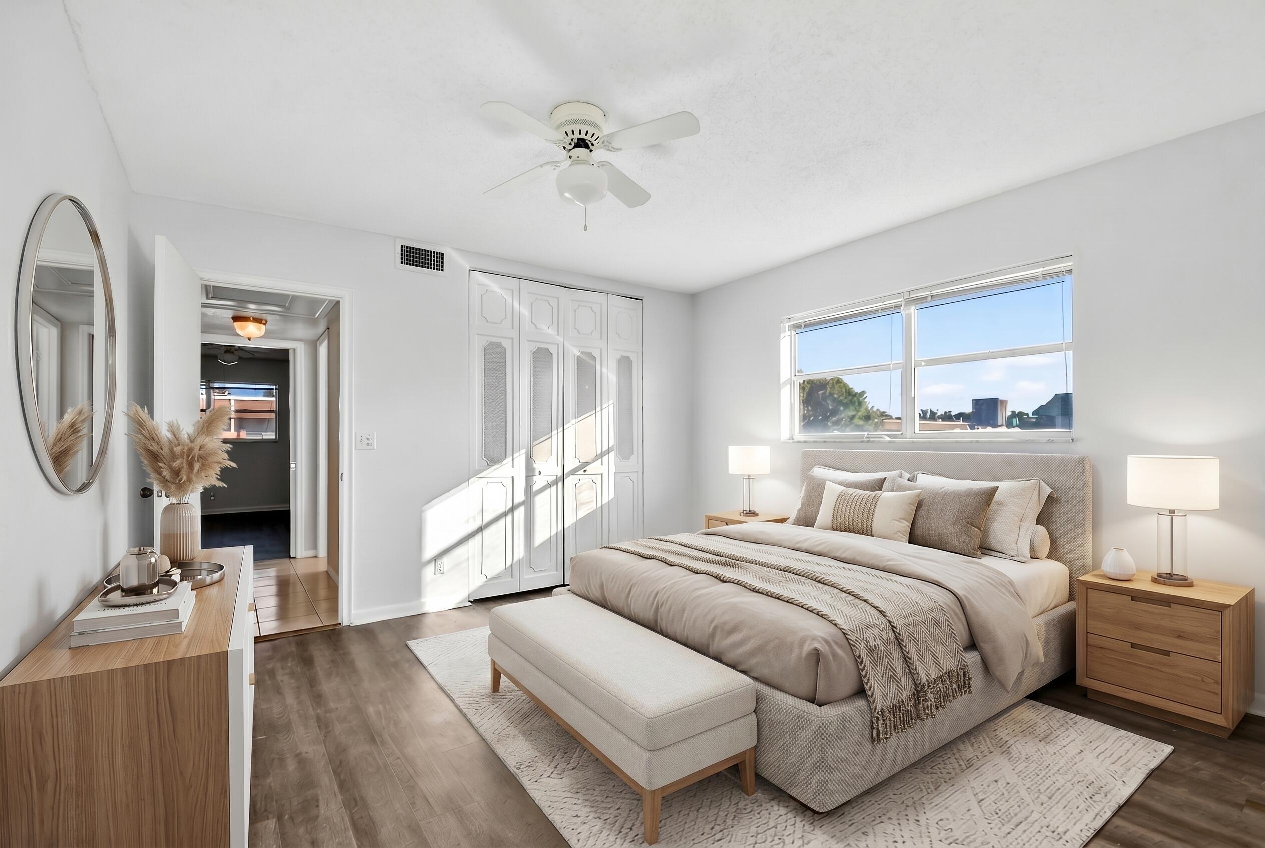 OXFORD CONDO - Residential