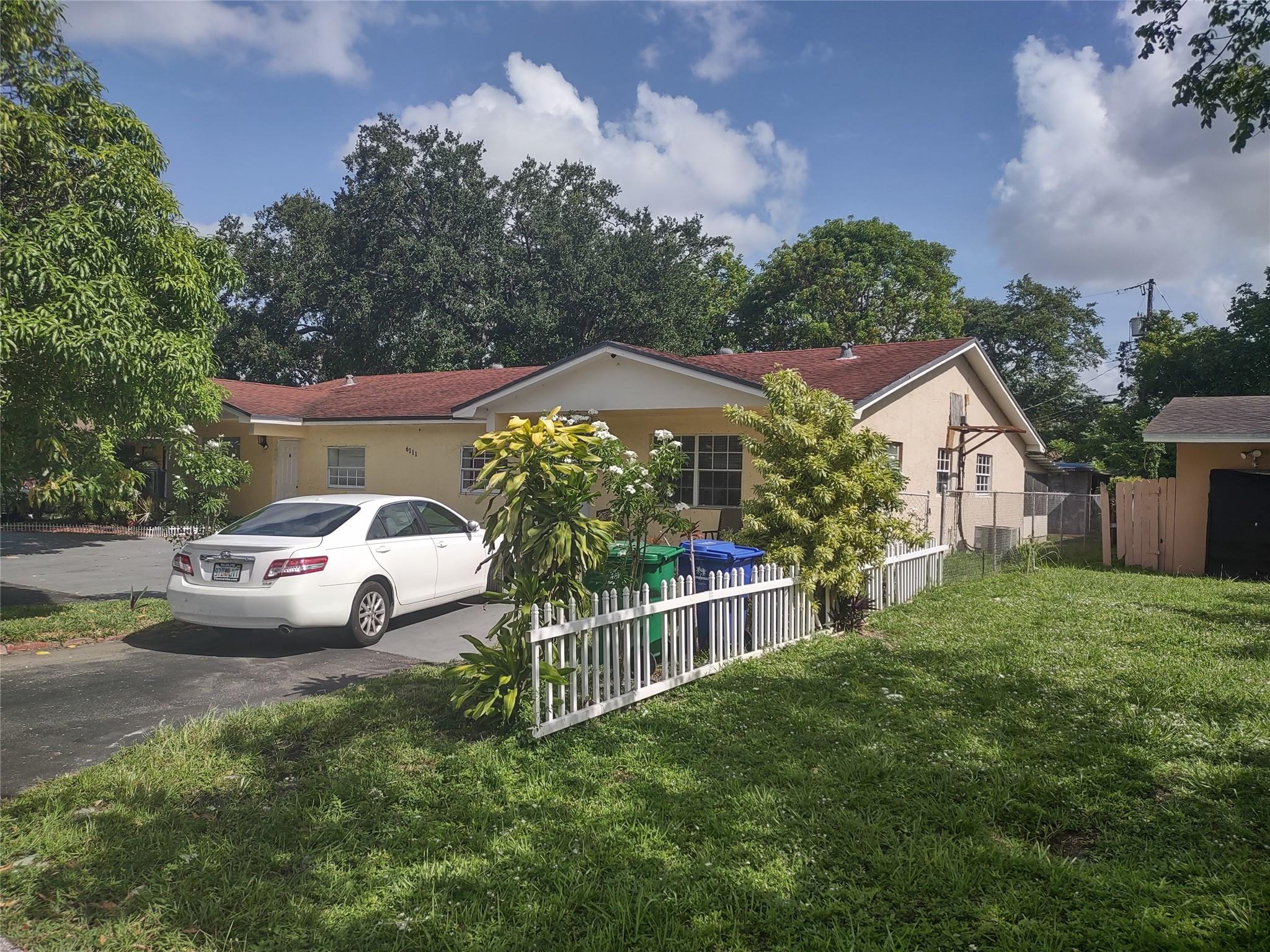 Coral Heights 22-4 B - Residential Income