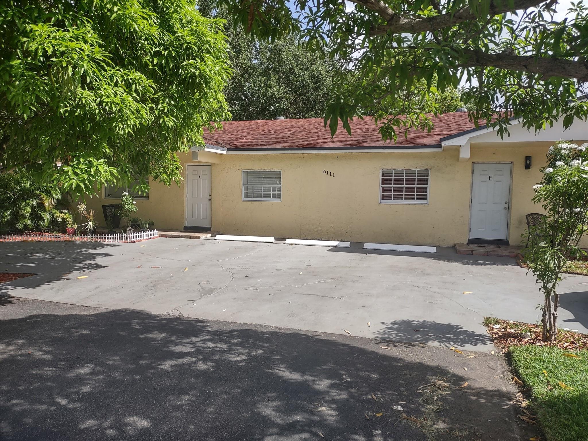Coral Heights 22-4 B - Residential Income